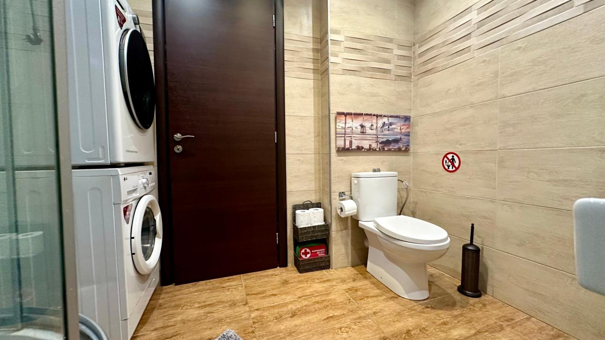 Luxury With Sauna And Free Parking Near Acropolis Apartment Athen