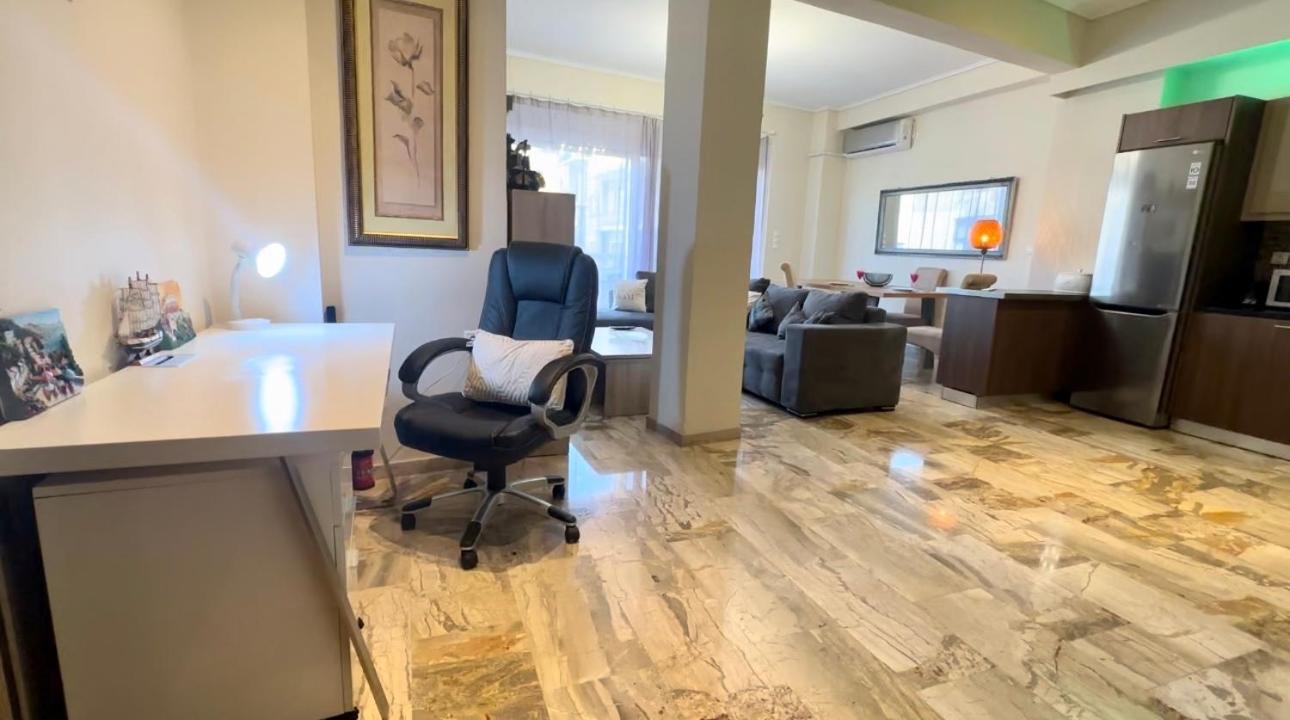 Luxury With Sauna And Free Parking Near Acropolis Apartment *